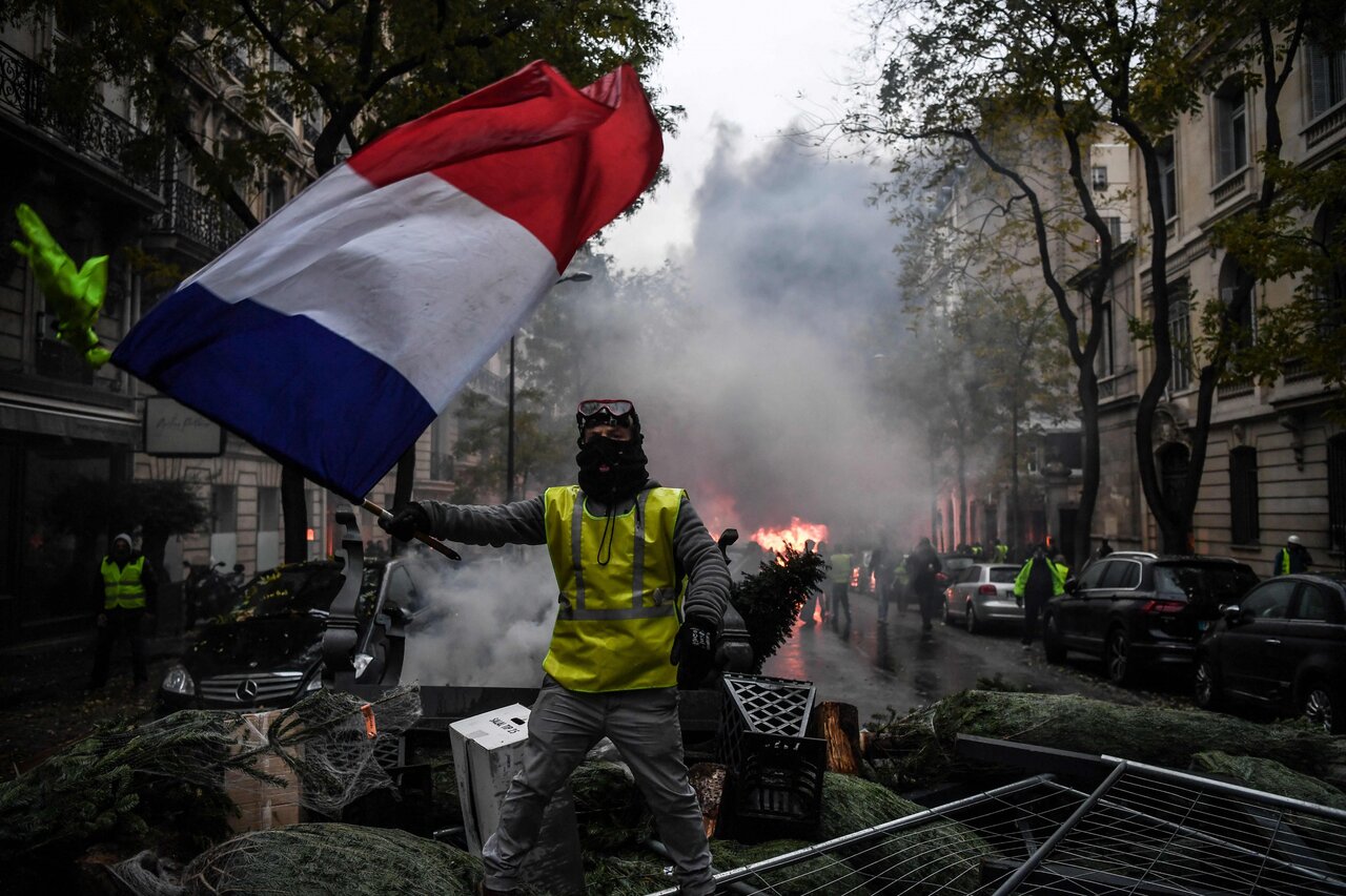 Во время акции протеста «Желтых жилетов» во Франции