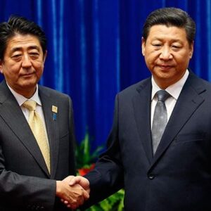 Синдзо Абэ с Си Цзиньпином