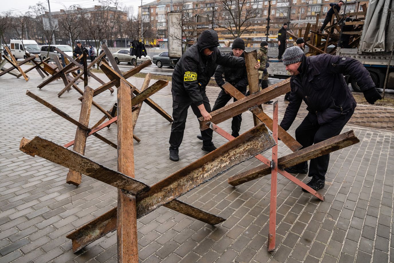 Противотанковые ежи в Киеве